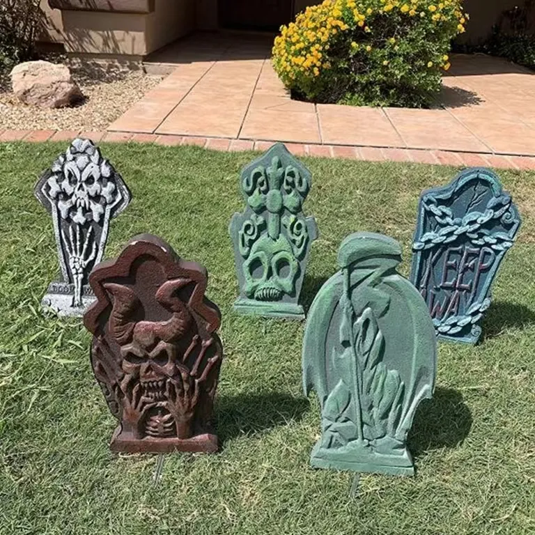 Joyin 5Pcs Halloween Foam Graveyard Tombstone 17in - Halloween Decorations