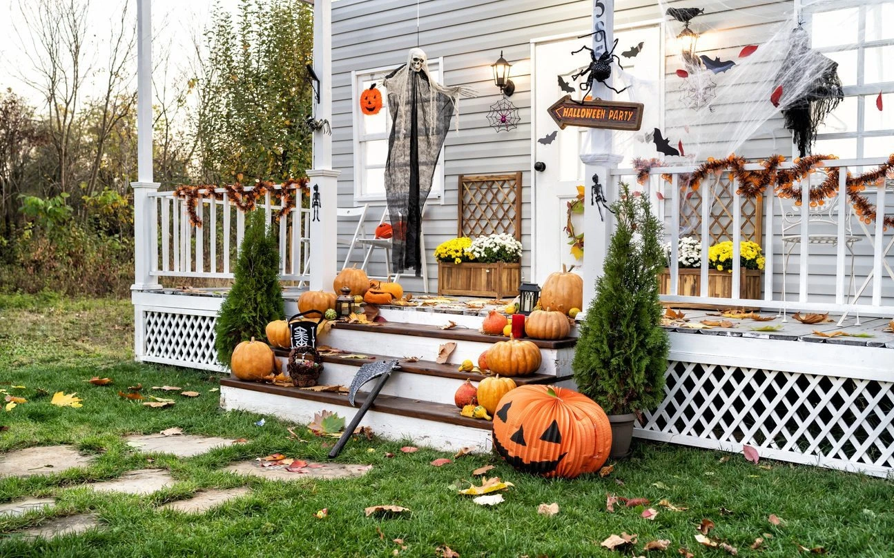 Spooky Home Decor 39 Spooky Home Decor -Spooky Home Decor iStock 1254722167